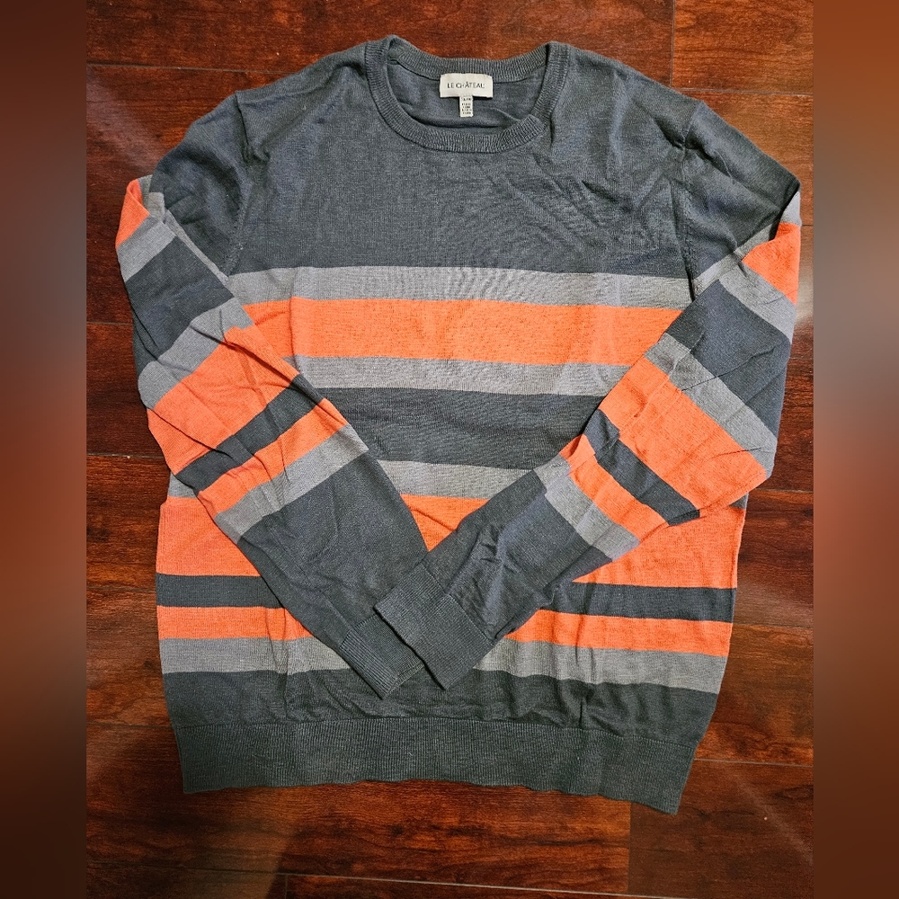 Le Chateau cotton sweater